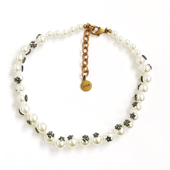 NEW DIOR TEDDY D PEARL CHOKER NECKLACE WITH CRYSTAL MOTIFS timeless Parisian - Picture 2 of 9